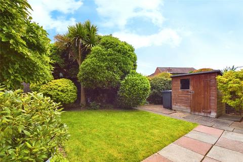 36 The Quantocks, Thatcham, RG19 3SF