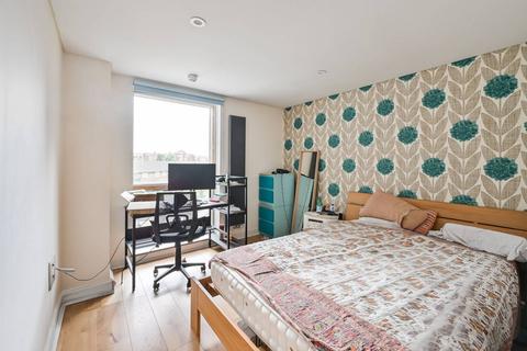 2 bedroom flat for sale, Bermondsey Square, Bermondsey, London, SE1