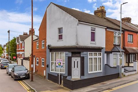 3 bedroom end of terrace house for sale, Canterbury Street, Upper Gillingham, Kent