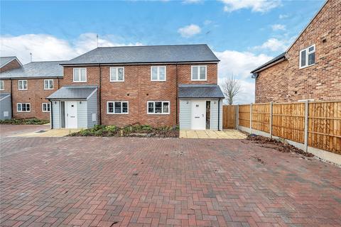 3 bedroom semi-detached house to rent, King George Close, Norton, Bury St. Edmunds, Suffolk, IP31