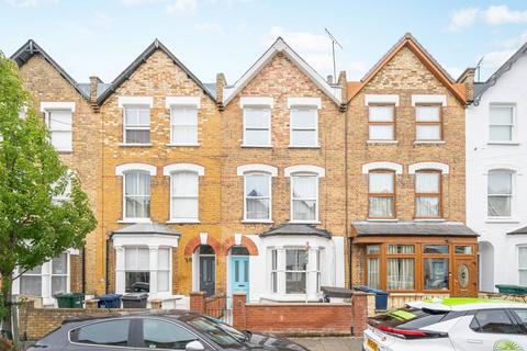 4 bedroom terraced house to rent, Holly Park Road, Friern Barnet, London, N11