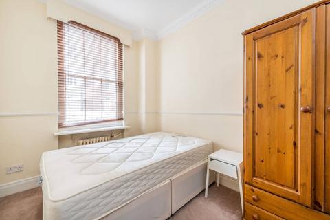 3 bedroom flat to rent, Queensway, Queensway, London, W2