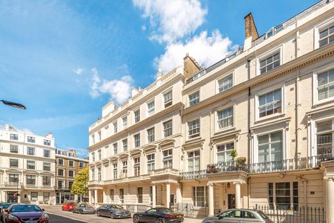 1 bedroom flat to rent, Devonshire Terrace, Bayswater, London, W2