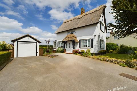 undefined, Heath and Reach, Leighton Buzzard LU7