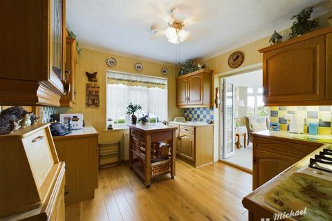 undefined, Heath and Reach, Leighton Buzzard LU7