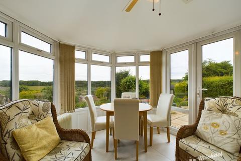 undefined, Heath and Reach, Leighton Buzzard LU7