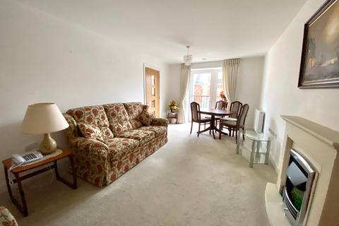 1 bedroom apartment for sale, Hempstead Road, Bovingdon HP3