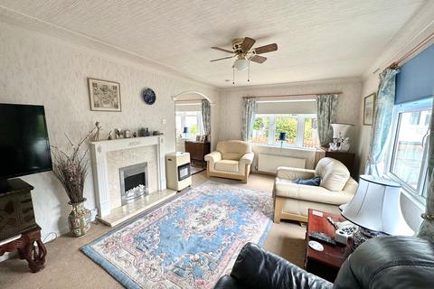 2 bedroom park home for sale, Whelpley Hill Park, Chesham HP5