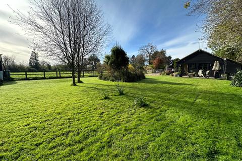 3 bedroom barn conversion for sale, Whelpley Hill HP5