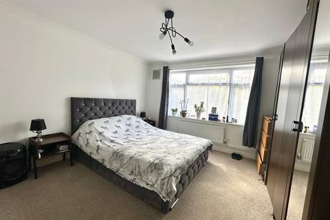 30 Old Dean, Bovingdon, Hemel Hempstead, HP3 0ET