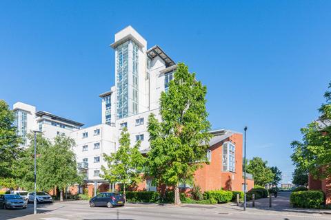 2 bedroom flat for sale, Bendish Point, Thamesmead, London, SE28