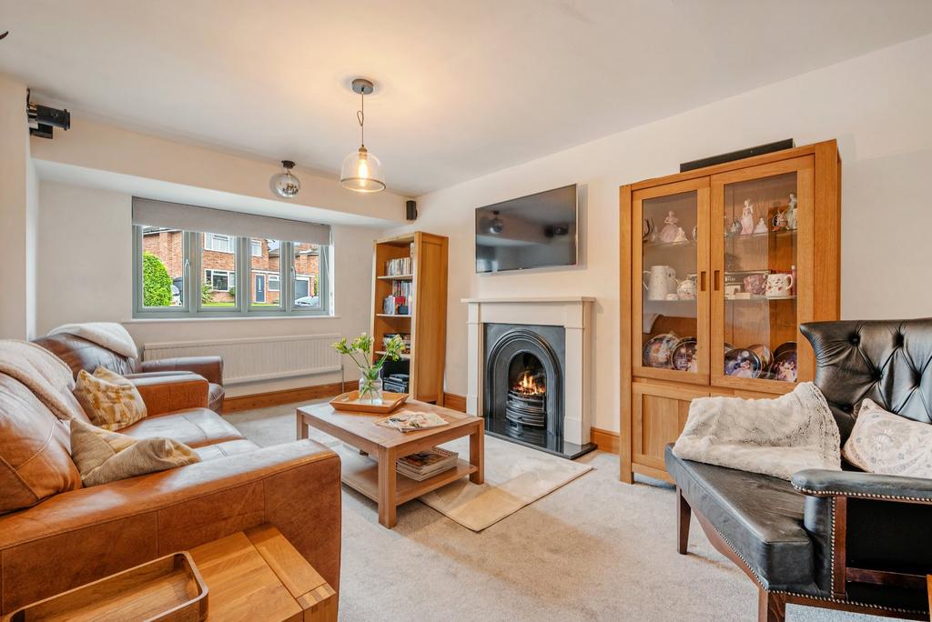 Silverdale Drive, Guiseley, Leeds... 3 bed detached house for sale £400,000