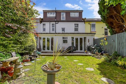 6 bedroom terraced house for sale, Belmont Road, Ilford, Essex