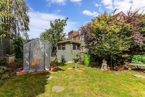 6 bedroom terraced house for sale, Belmont Road, Ilford, Essex