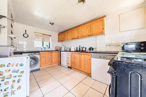 3 bedroom detached house for sale, Milcombe,  Oxfordshire,  OX15