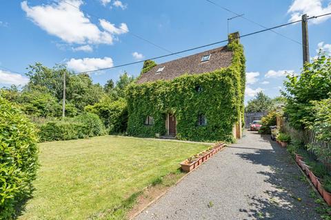 3 bedroom detached house for sale, Milcombe,  Oxfordshire,  OX15