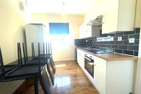 3 bedroom flat to rent, london, NW10