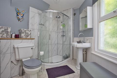 33 Pavilion Road, Folkestone, CT19 5RL