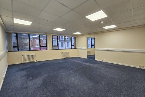 Office to rent, 136 Union Street, Torquay TQ2