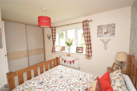 3 bedroom semi-detached house for sale, Brandling Crescent, Leeds, West Yorkshire