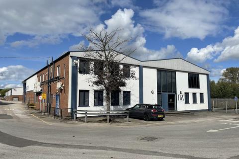 Industrial unit to rent, Unit 14 G-K & Unit 6 – 8 Queensway Industrial Estate, Longbridge Hayes Road, Stoke-on-Trent, ST6 4DS