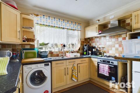 3 bedroom terraced house to rent, Hithermoor Road, Stanwell Moor, Middlesex, TW19