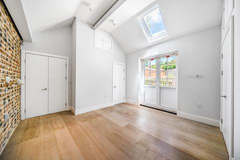 2 bedroom apartment to rent, Stanmore,  Harrow,  HA7
