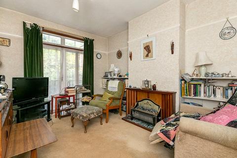 3 bedroom semi-detached house for sale, Southend Lane, LONDON, SE6