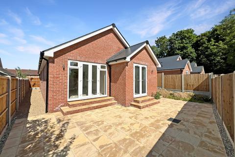 3 bedroom detached bungalow for sale, Cats Lane, Sudbury, CO10