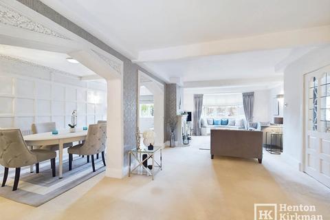 5 bedroom detached house for sale, London Road, Billericay