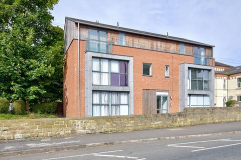 2 bedroom apartment for sale, The Lodge, Wakefield