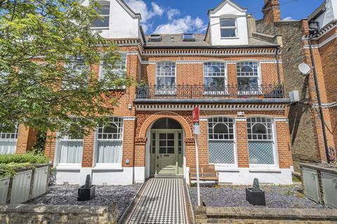 2 bedroom flat for sale, Hillbury Road, Balham