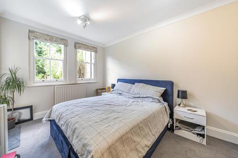2 bedroom flat for sale, Hillbury Road, Balham