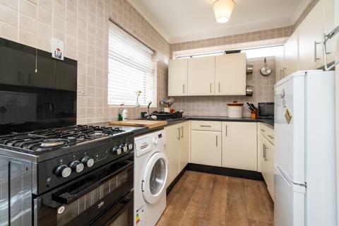 40 Fairlyn Drive, Bolton, BL5 1HJ