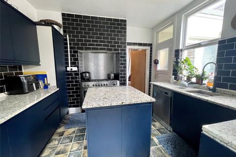 8 bedroom house for sale, Victoria Road, Bridlington, East Yorkshire, YO15