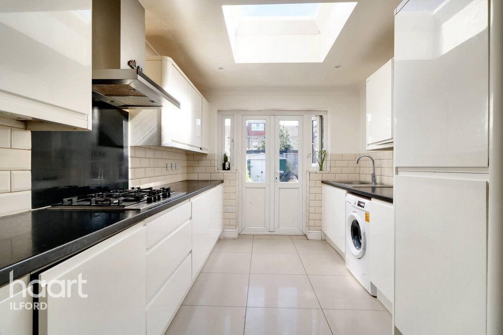 Henley Road, Ilford 5 bed terraced house for sale £600,000