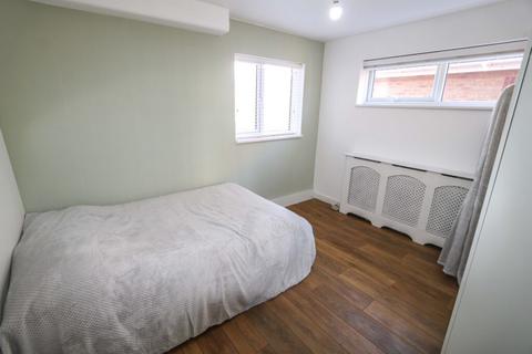 1 bedroom flat for sale, Southwood Road, Hayling Island