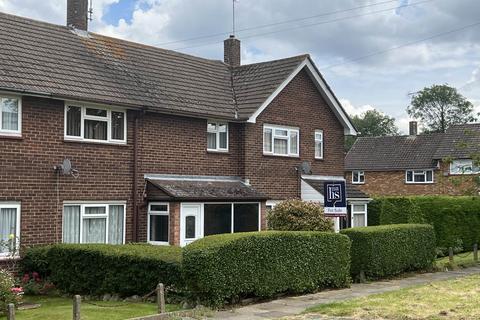 3 bedroom terraced house for sale, Wainwright Avenue, Brentwood CM13