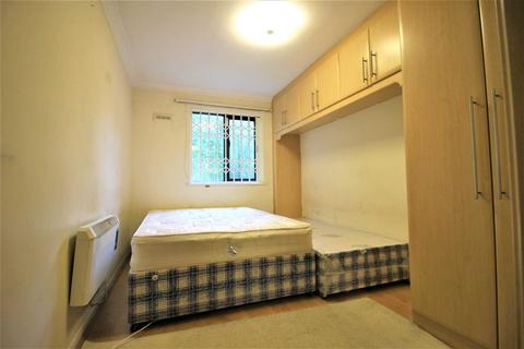 2 bedroom flat for sale, Waldeck Road, Luton LU3