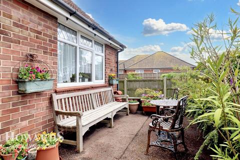 4 bedroom detached bungalow for sale, Ormesby Road, Caister-on-Sea
