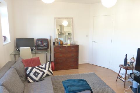 1 bedroom flat to rent, THE CREST, LONDON, NW4