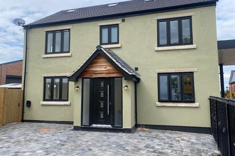undefined, Garage House