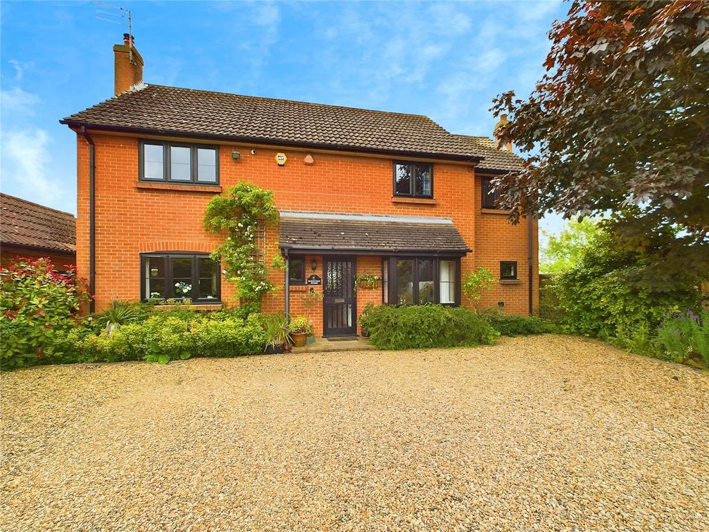 Old Road, Coggeshall, CO6 4 bed detached house for sale £875,000