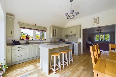 4 bedroom detached house for sale, Old Road, Coggeshall, CO6
