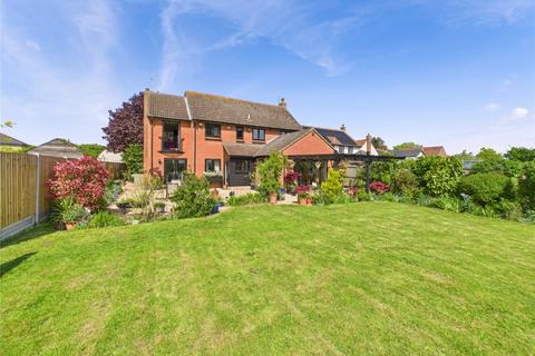 4 bedroom detached house for sale, Old Road, Coggeshall, CO6