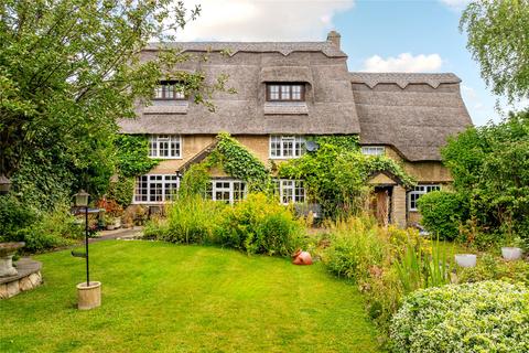 4 bedroom detached house for sale, Easton Lane, Bozeat, Wellingborough, Northamptonshire, NN29