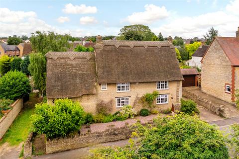 4 bedroom detached house for sale, Easton Lane, Bozeat, Wellingborough, Northamptonshire, NN29