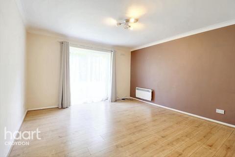 1 bedroom flat to rent, Reedham Drive, PURLEY