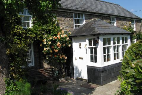 3 bedroom detached house for sale, Coed-Yr-Ynys Road, Llangynidr, Crickhowell, NP8