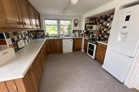 3 bedroom detached house for sale, Coed-Yr-Ynys Road, Llangynidr, Crickhowell, NP8